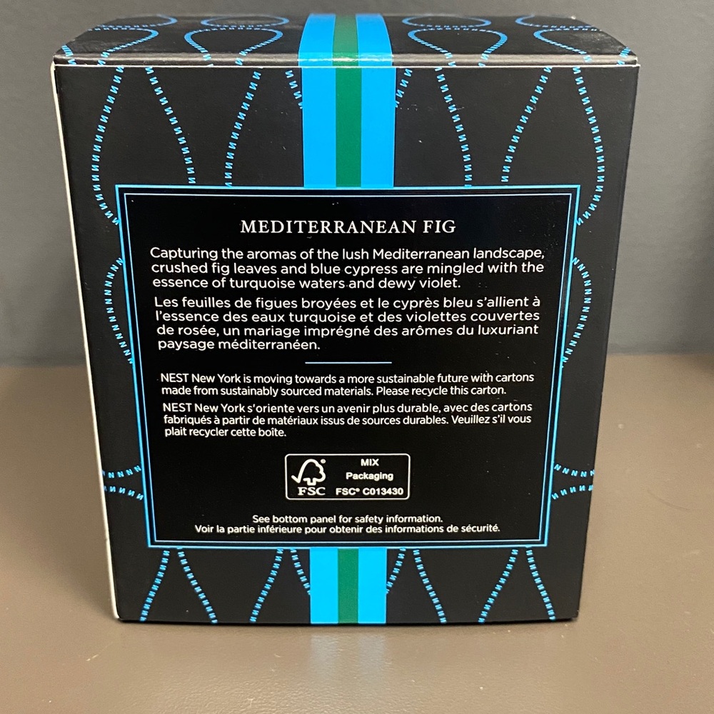 NEST Fragrances New York Mediterranean Fig Classic Candle 8.1 oz *Discontinued* - Picture 5 of 5